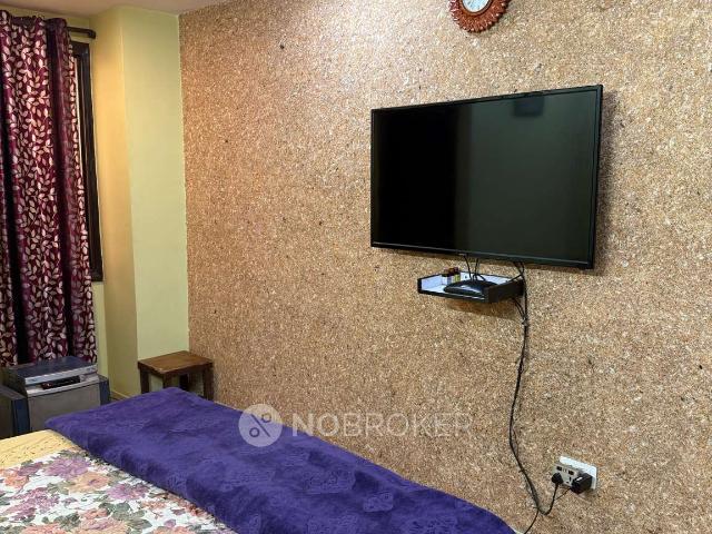 Flat for sale in South West Delhi, Deri