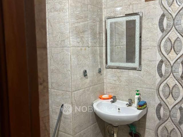 Property for sale in Deri