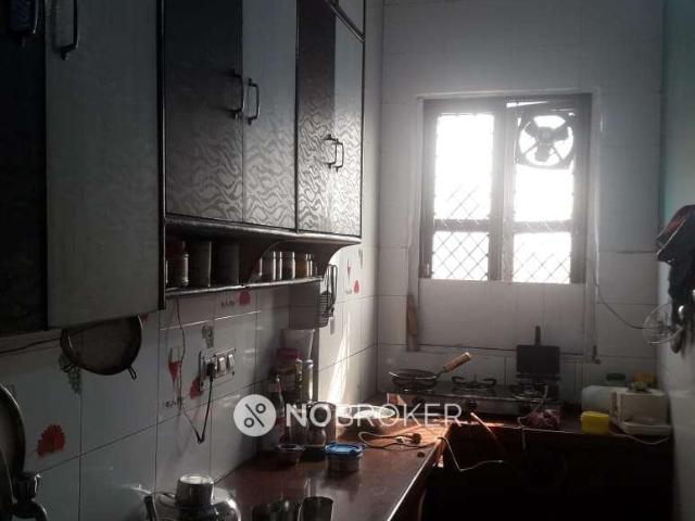 Flat for sale in North Delhi, Deri