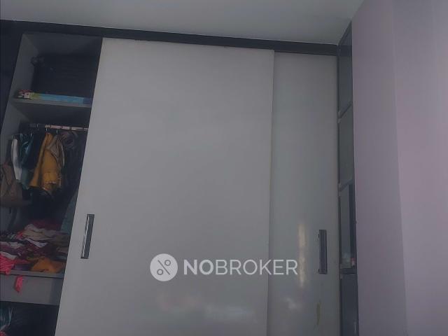 Flat for sale in West Delhi, Deri