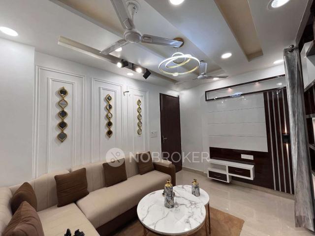 Flat for sale in West Delhi, Deri