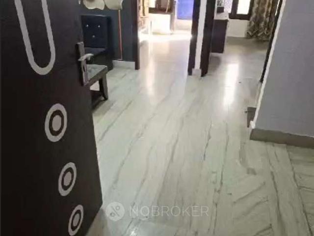 Flat for sale in West Delhi, Deri