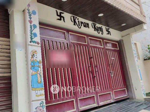 Flat for sale in Malakpet, Amberpet - Hyderabad