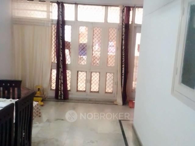 Property for sale in Deri