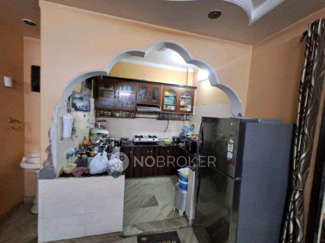 Property for sale in Central Delhi, Deri