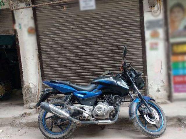 Flat for sale in South West Delhi, Deri