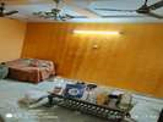 Flat for sale in North West Delhi, Deri