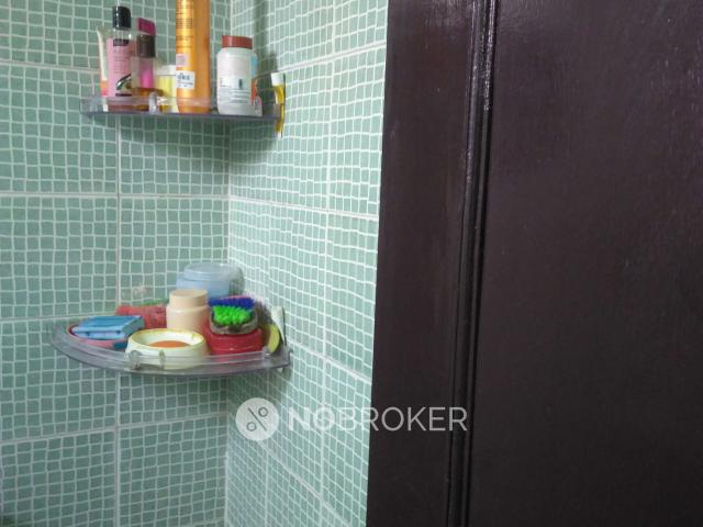 Flat for sale in North West Delhi, Deri