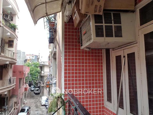 Flat for sale in South Delhi, Deri