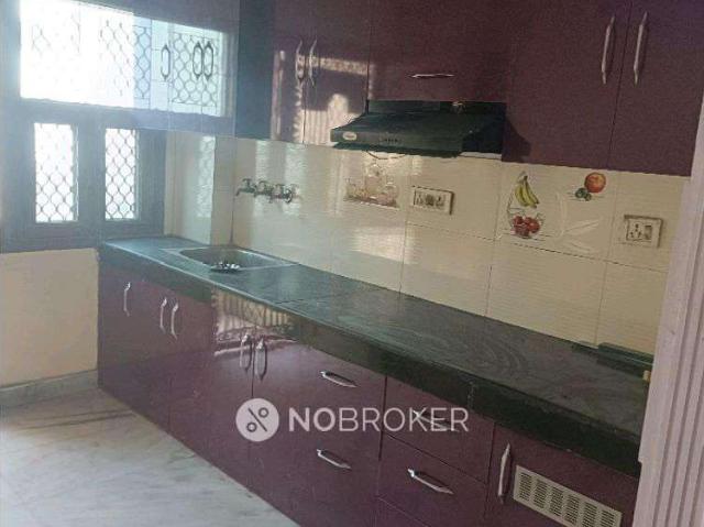Flat for sale in East Delhi, Deri