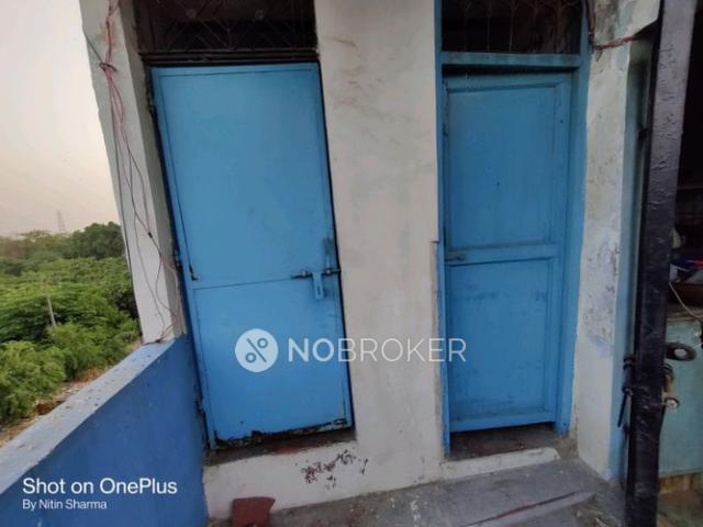 Property for sale in North East Delhi, Deri