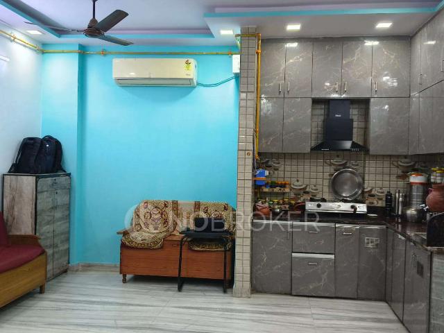 Flat for sale in North West Delhi, Deri