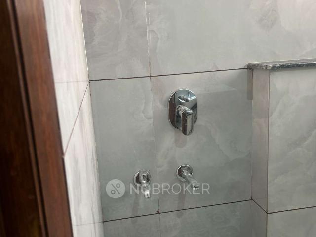 Property for sale in West Delhi, Deri