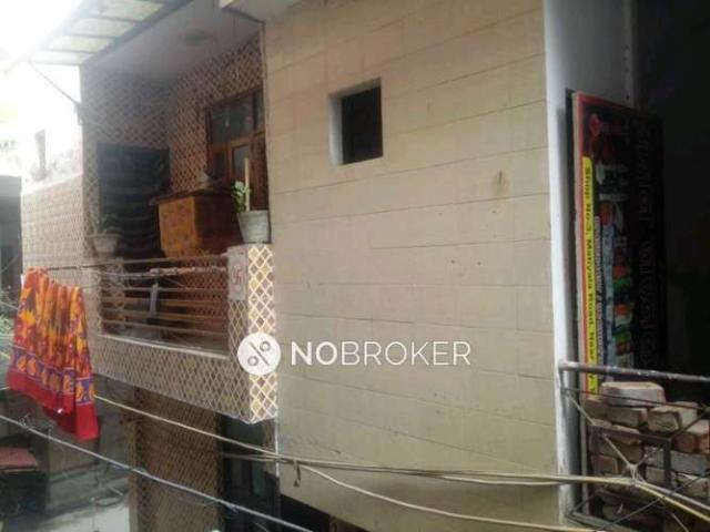 Flat for sale in West Delhi, Deri