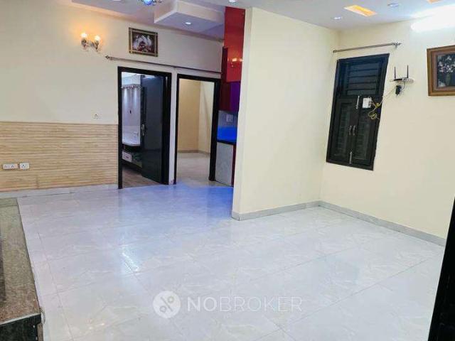 Flat for sale in West Delhi, Deri
