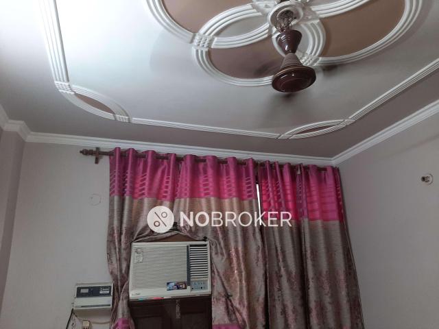 Flat for sale in West Delhi, Deri