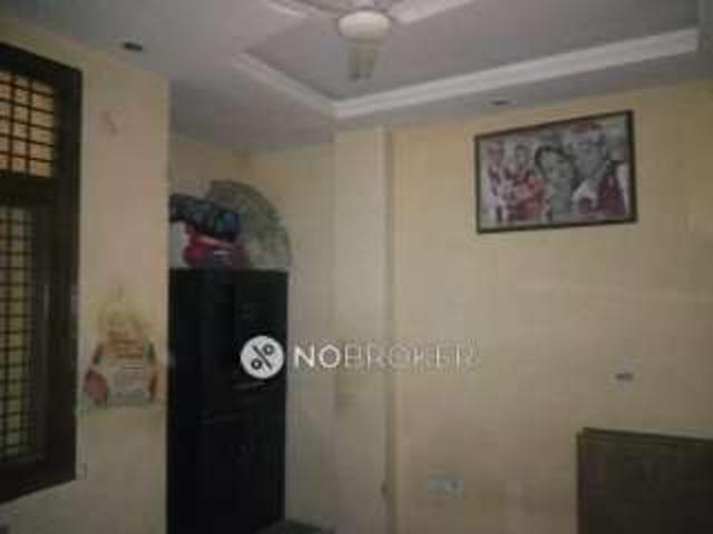 Flat for sale in West Delhi, Deri