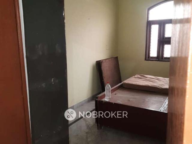 Flat for sale in West Delhi, Deri