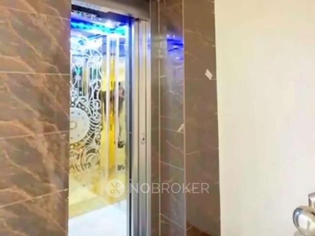 Flat for sale in West Delhi, Deri