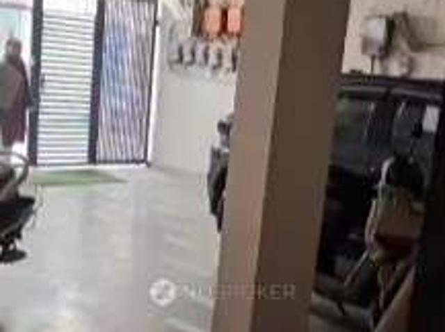 Flat for sale in West Delhi, Deri