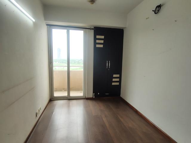 Flat for sale in Greater Noida - Delhi, Arunachal Pradesh