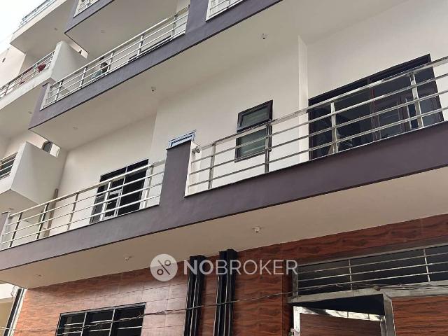 Flat for rent in Hariana