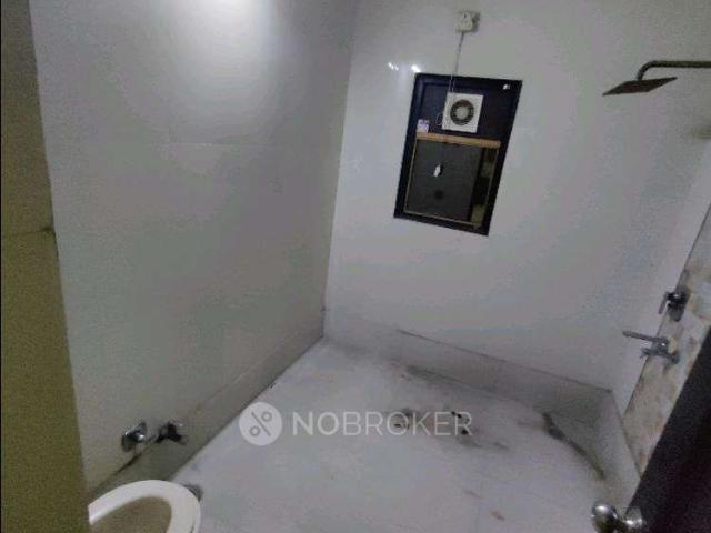 Flat for rent in North Delhi, Deri