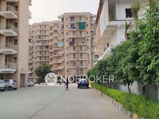 Flat for rent in Hariana