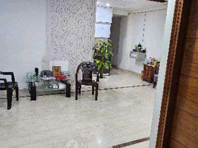 Flat for rent in South Delhi, Deri