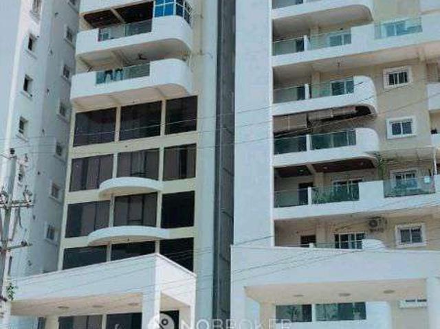 Flat for rent in Ranga Reddy, Narsingi