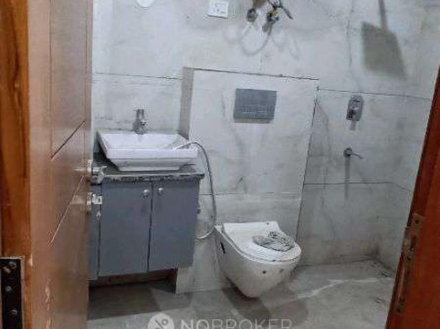 Flat for rent in South Delhi, Deri