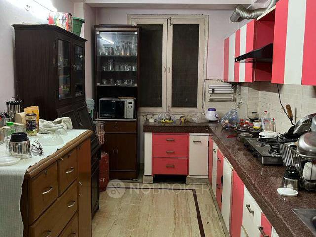 Flat for rent in South Delhi, Deri
