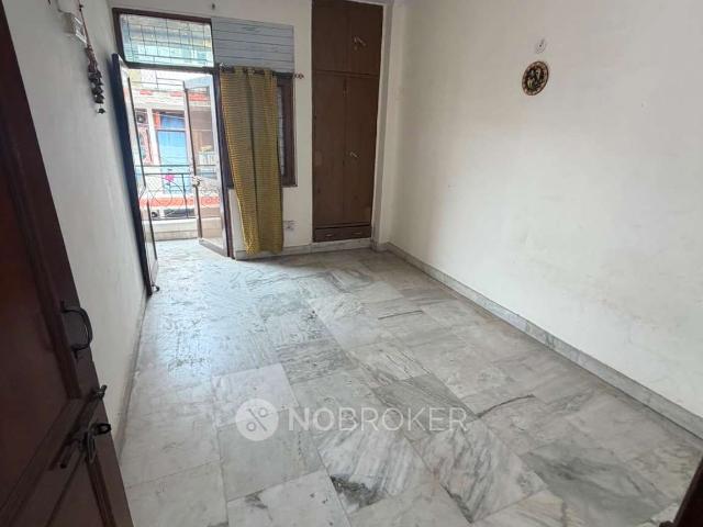 Flat for rent in South Delhi, Deri