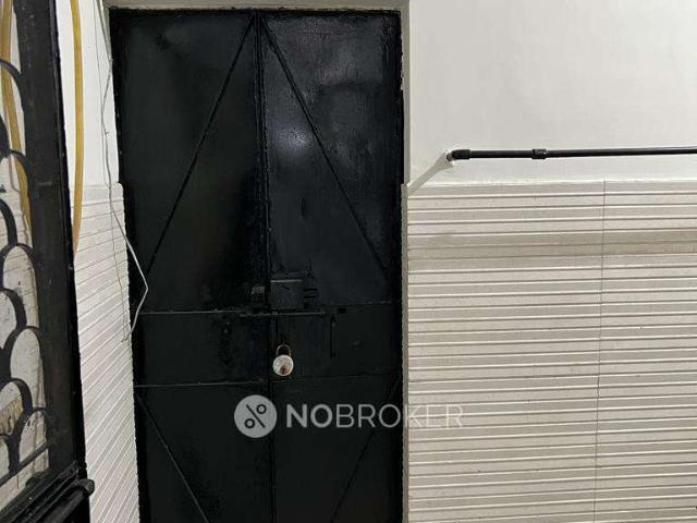 Flat for rent in North Delhi, Deri