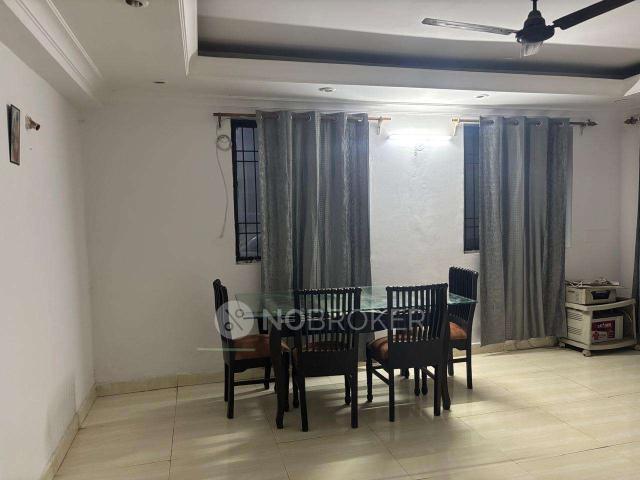 Flat for rent in South Delhi, Deri