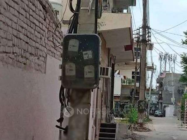 Flat for rent in Hariana