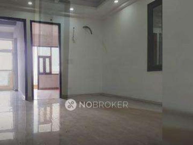 Flat for rent in Deri