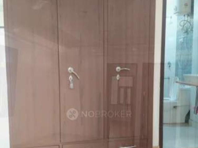 Flat for rent in Deri