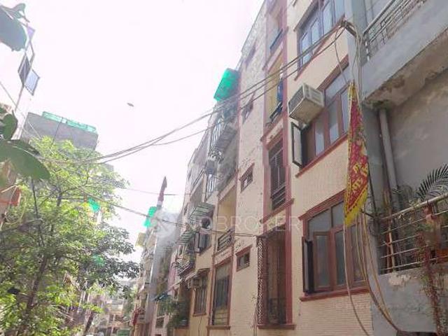 Flat for sale in South West Delhi, Deri
