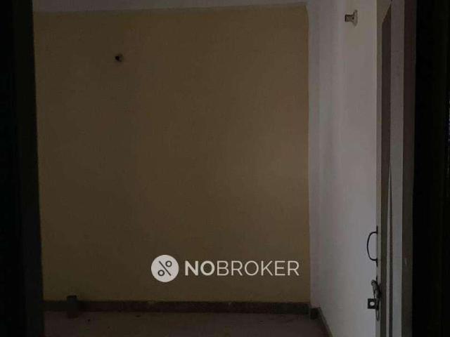 Flat for sale in South West Delhi, Deri