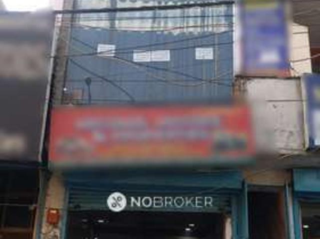 Flat for sale in West Delhi, Deri
