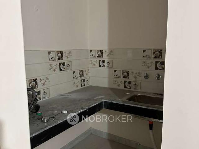 Flat for rent in Deri