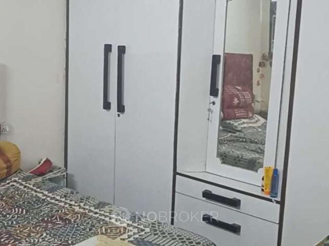 Flat for sale in West Delhi, Deri