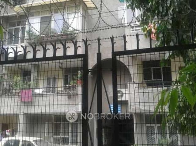 Flat for sale in East Delhi, Deri