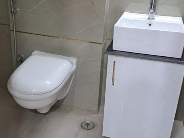 Flat for rent in South Delhi, Deri
