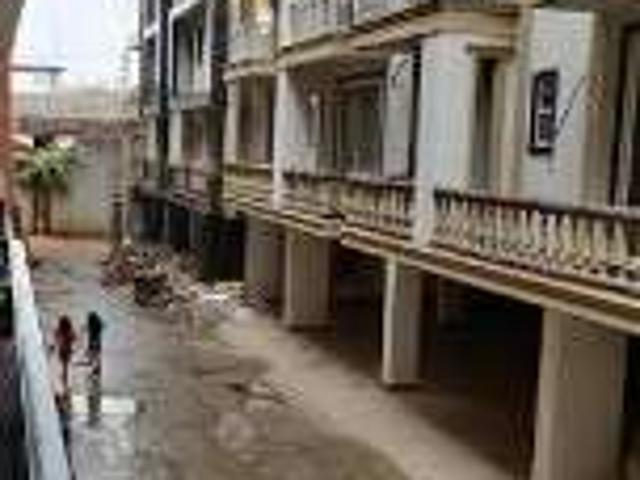 Flat for rent in Deri