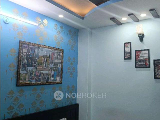 Flat for sale in JJ Colony, Delhi