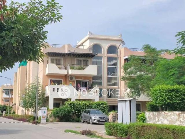 Flat for rent in Hariana
