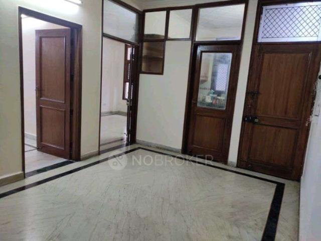 Flat for rent in West Delhi, Deri