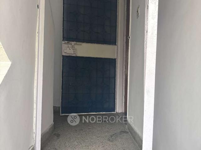 Flat for rent in South West Delhi, Deri